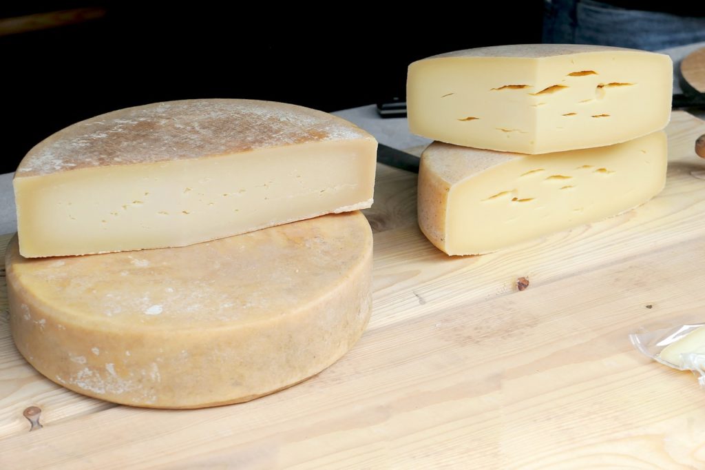 dairy; hard cheese; cheese, lactose intolerance; milk substitute; dairy substitute